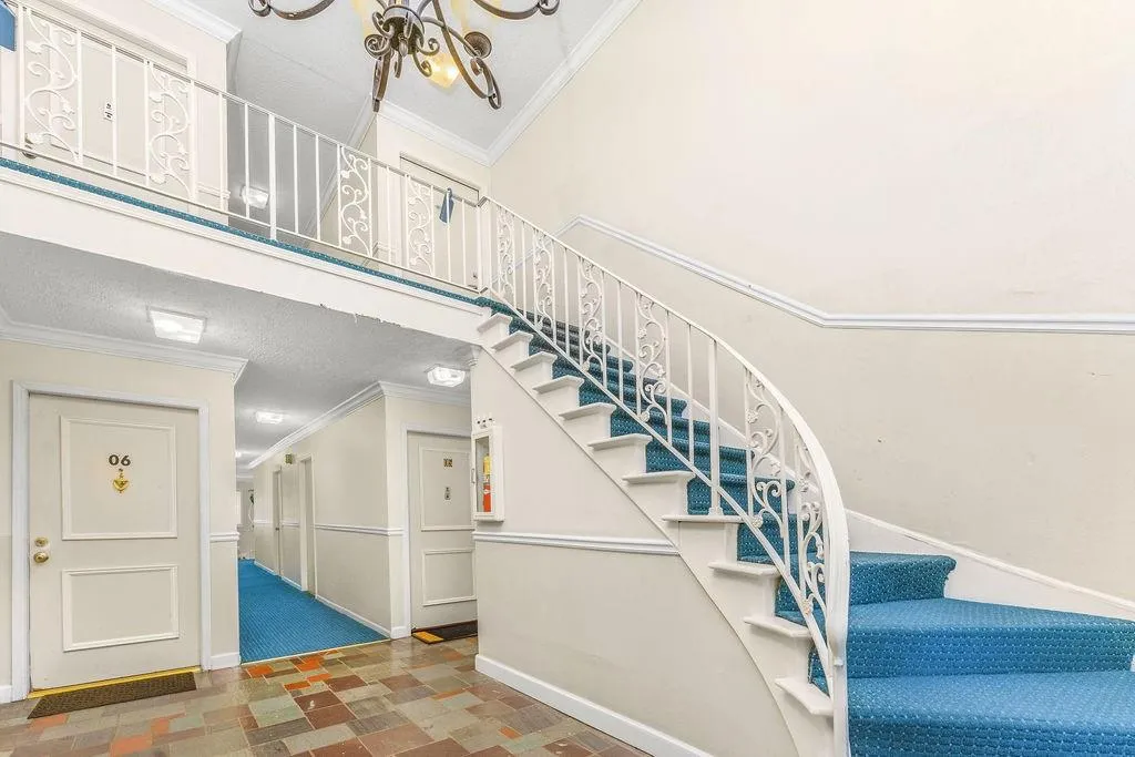 6851 Roswell Road Unit #o9, Atlanta, Georgia 30328, 1 Bedroom Bedrooms, ,1 BathroomBathrooms,Residential,Sold,6851 Roswell Road Unit #o9,6959994
