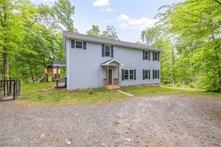 527 Louden Ridge Road, Alto, Georgia 30510