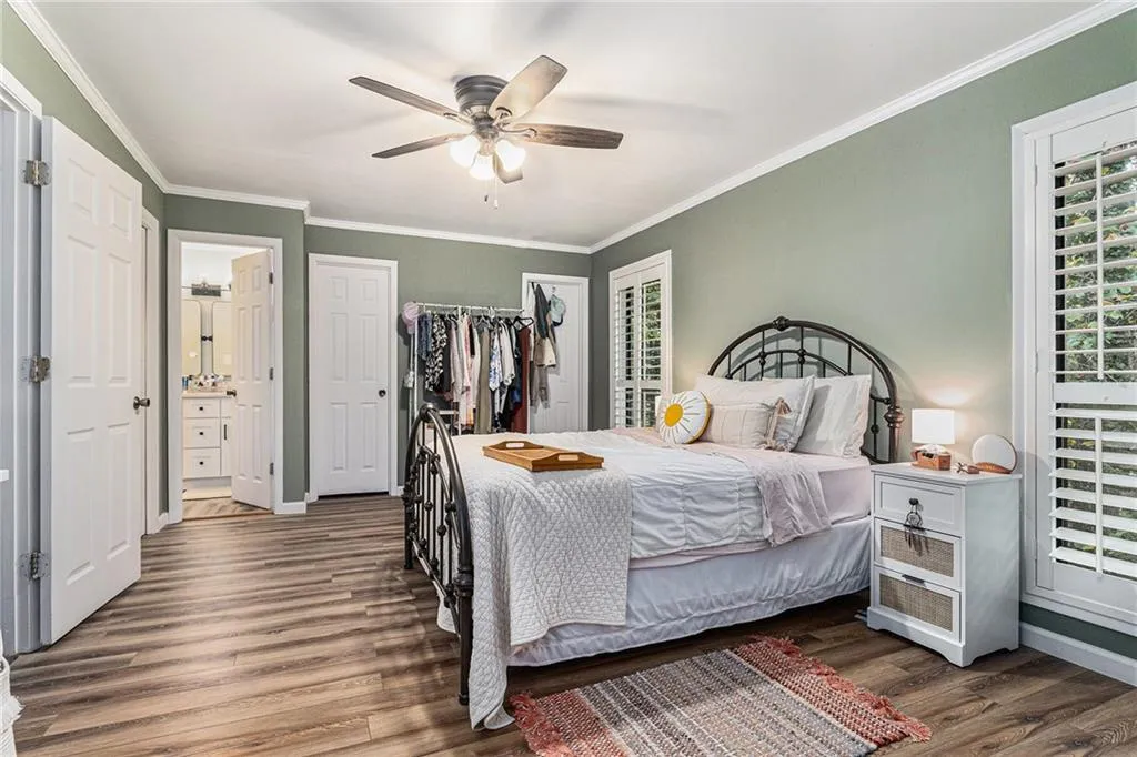 1702 Woodcliff Drive Ne, Atlanta, Georgia 30329, 2 Bedrooms Bedrooms, ,2 BathroomsBathrooms,Residential,For Sale,1702 Woodcliff Drive Ne,7655373