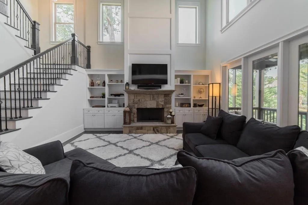 5 Long Island Place, Sandy Springs, Georgia 30328, 5 Bedrooms Bedrooms, ,3 BathroomsBathrooms,Residential,Sold,5 Long Island Place,6010761