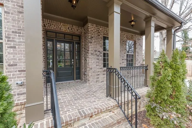 5 Long Island Place, Sandy Springs, Georgia 30328, 5 Bedrooms Bedrooms, ,3 BathroomsBathrooms,Residential,Sold,5 Long Island Place,6010761