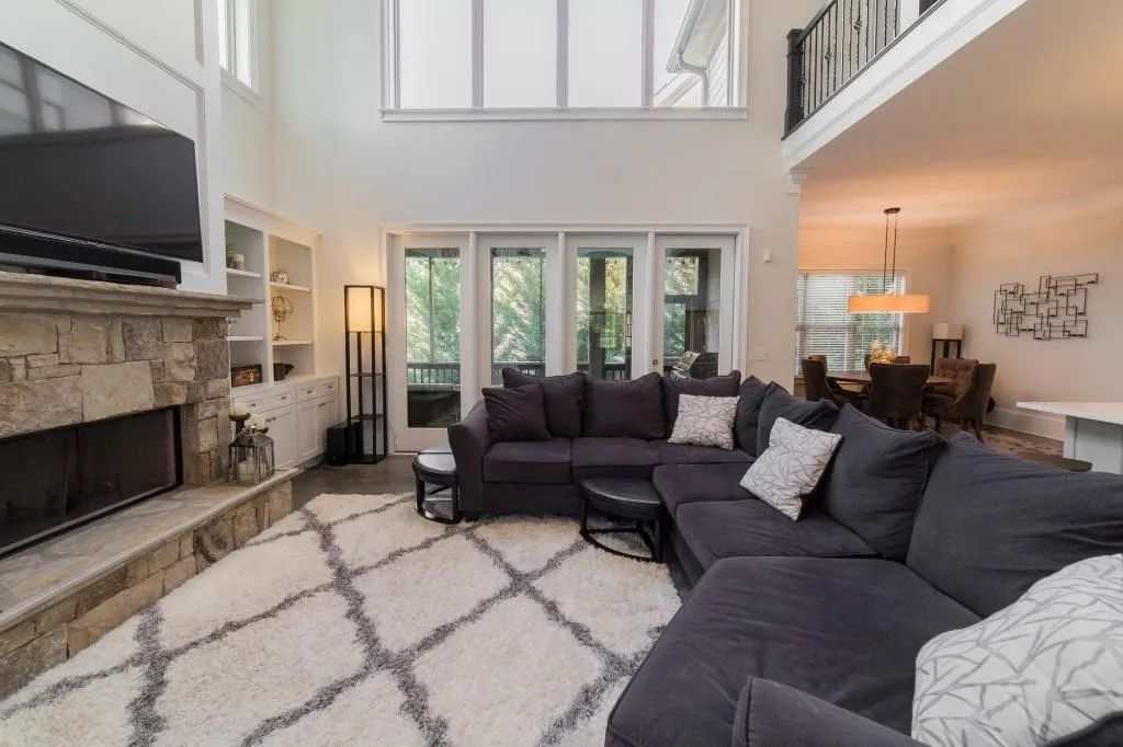 5 Long Island Place, Sandy Springs, Georgia 30328, 5 Bedrooms Bedrooms, ,3 BathroomsBathrooms,Residential,Sold,5 Long Island Place,6010761