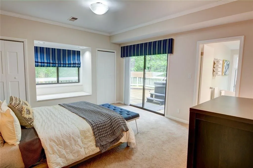 6090 Weatherly Drive Nw, Sandy Springs, Georgia 30328, 3 Bedrooms Bedrooms, ,3 BathroomsBathrooms,Residential,For Sale,6090 Weatherly Drive Nw,7763628