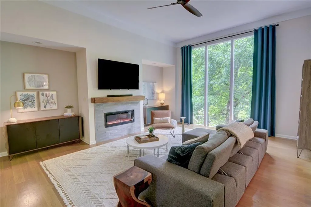 6090 Weatherly Drive Nw, Sandy Springs, Georgia 30328, 3 Bedrooms Bedrooms, ,3 BathroomsBathrooms,Residential,For Sale,6090 Weatherly Drive Nw,7763628
