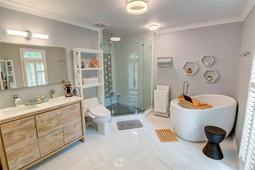 6090 Weatherly Drive Nw, Sandy Springs, Georgia 30328, 3 Bedrooms Bedrooms, ,3 BathroomsBathrooms,Residential,For Sale,6090 Weatherly Drive Nw,7763628
