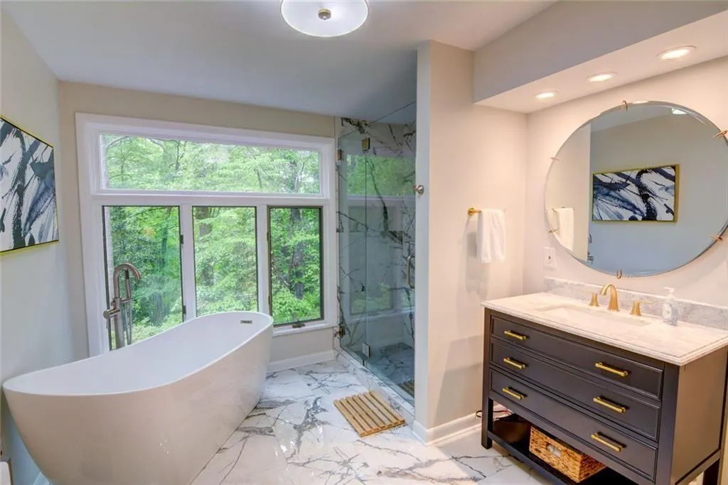 6090 Weatherly Drive Nw, Sandy Springs, Georgia 30328, 3 Bedrooms Bedrooms, ,3 BathroomsBathrooms,Residential,For Sale,6090 Weatherly Drive Nw,7763628