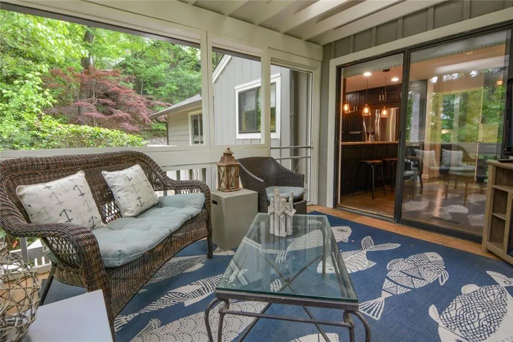 6090 Weatherly Drive Nw, Sandy Springs, Georgia 30328, 3 Bedrooms Bedrooms, ,3 BathroomsBathrooms,Residential,For Sale,6090 Weatherly Drive Nw,7763628
