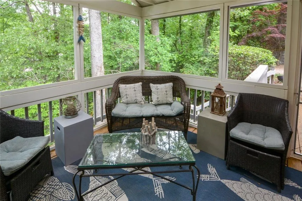 6090 Weatherly Drive Nw, Sandy Springs, Georgia 30328, 3 Bedrooms Bedrooms, ,3 BathroomsBathrooms,Residential,For Sale,6090 Weatherly Drive Nw,7763628