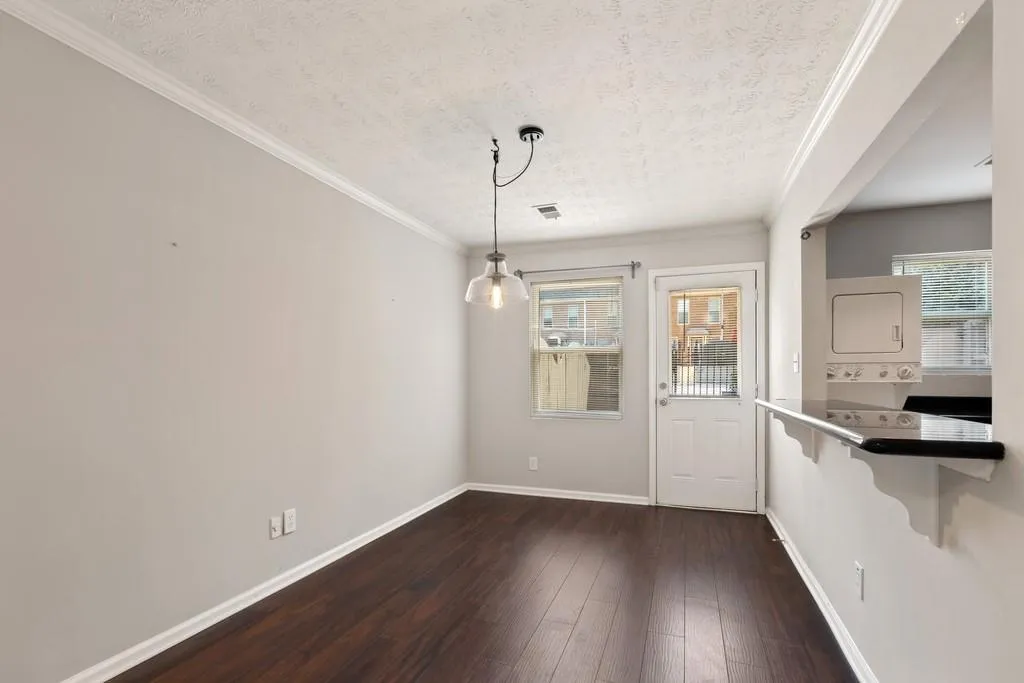 225 Winding River Drive Unit H, Sandy Springs, Georgia 30350, 2 Bedrooms Bedrooms, ,2 BathroomsBathrooms,Residential,Sold,225 Winding River Drive Unit H,6606600