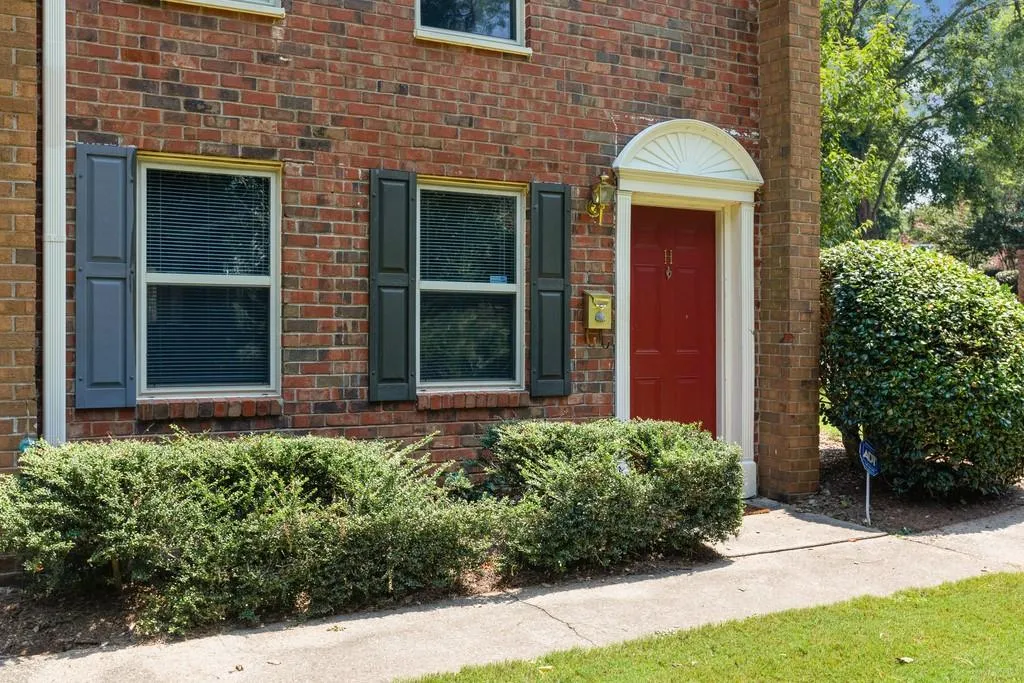 225 Winding River Drive Unit H, Sandy Springs, Georgia 30350, 2 Bedrooms Bedrooms, ,2 BathroomsBathrooms,Residential,Sold,225 Winding River Drive Unit H,6606600