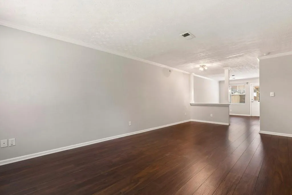 225 Winding River Drive Unit H, Sandy Springs, Georgia 30350, 2 Bedrooms Bedrooms, ,2 BathroomsBathrooms,Residential,Sold,225 Winding River Drive Unit H,6606600