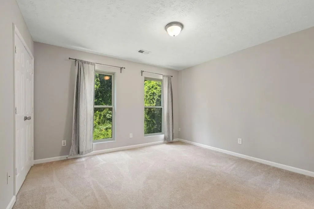 225 Winding River Drive Unit H, Sandy Springs, Georgia 30350, 2 Bedrooms Bedrooms, ,2 BathroomsBathrooms,Residential,Sold,225 Winding River Drive Unit H,6606600