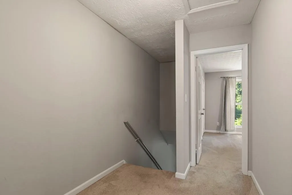 225 Winding River Drive Unit H, Sandy Springs, Georgia 30350, 2 Bedrooms Bedrooms, ,2 BathroomsBathrooms,Residential,Sold,225 Winding River Drive Unit H,6606600