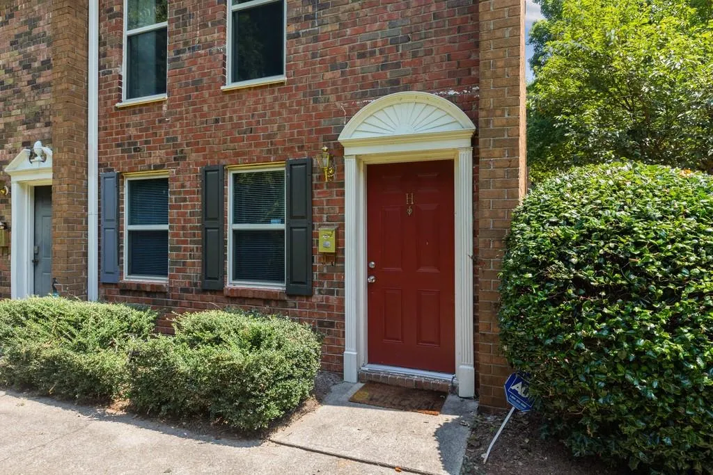 225 Winding River Drive Unit H, Sandy Springs, Georgia 30350, 2 Bedrooms Bedrooms, ,2 BathroomsBathrooms,Residential,Sold,225 Winding River Drive Unit H,6606600