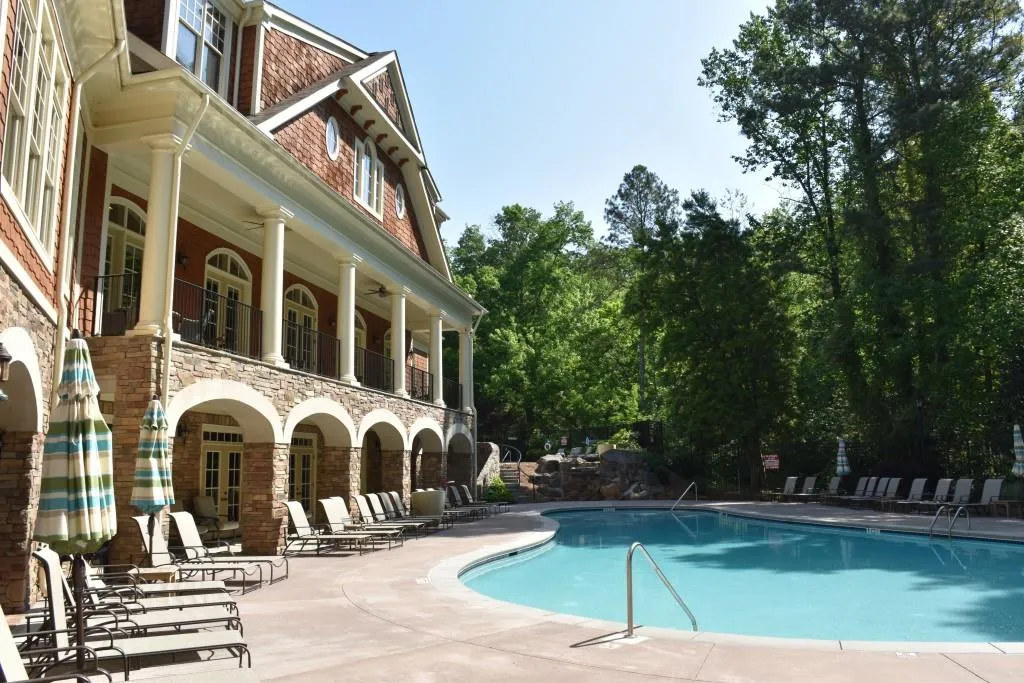 100 Riversedge Drive Unit 124, Atlanta, Georgia 30339, 3 Bedrooms Bedrooms, ,3 BathroomsBathrooms,Residential,Sold,100 Riversedge Drive Unit 124,5799062