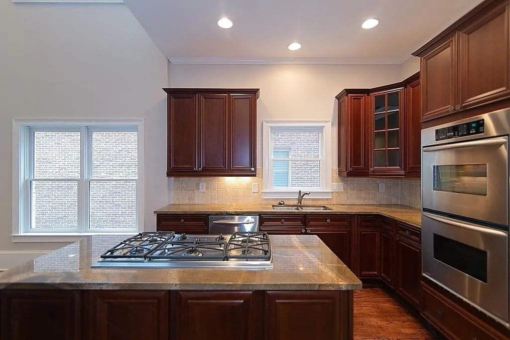 585 Cliftwood Court, Sandy Springs, Georgia 30328, 5 Bedrooms Bedrooms, ,5 BathroomsBathrooms,Residential,Sold,585 Cliftwood Court,6517806