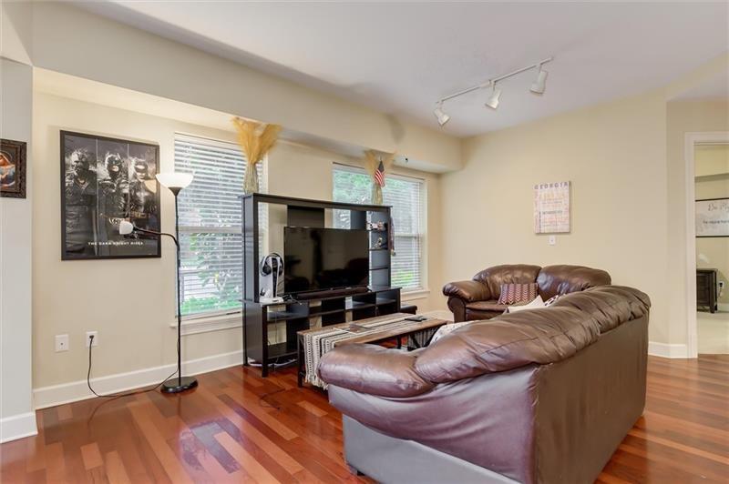 200 River Vista Drive Unit 121, Atlanta, Georgia 30339, 2 Bedrooms Bedrooms, ,2 BathroomsBathrooms,Residential,Sold,200 River Vista Drive Unit 121,7332015