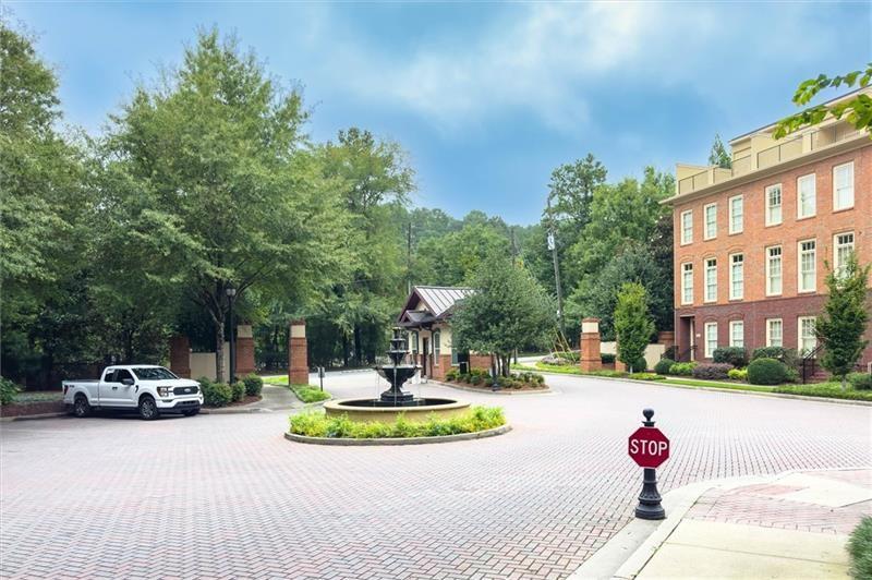 200 River Vista Drive Unit 121, Atlanta, Georgia 30339, 2 Bedrooms Bedrooms, ,2 BathroomsBathrooms,Residential,Sold,200 River Vista Drive Unit 121,7332015