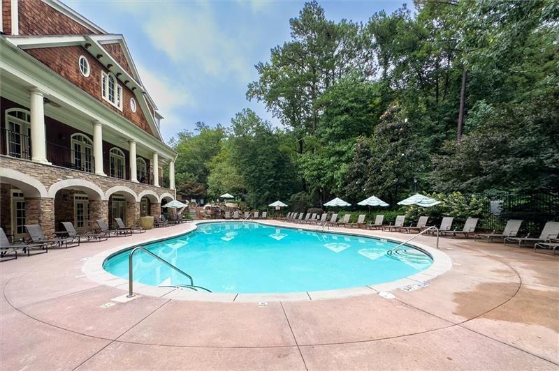 200 River Vista Drive Unit 121, Atlanta, Georgia 30339, 2 Bedrooms Bedrooms, ,2 BathroomsBathrooms,Residential,Sold,200 River Vista Drive Unit 121,7332015