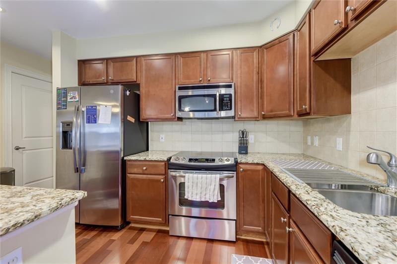 200 River Vista Drive Unit 121, Atlanta, Georgia 30339, 2 Bedrooms Bedrooms, ,2 BathroomsBathrooms,Residential,Sold,200 River Vista Drive Unit 121,7332015