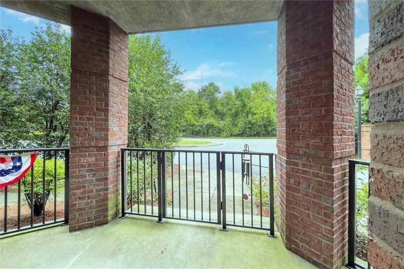 200 River Vista Drive Unit 121, Atlanta, Georgia 30339, 2 Bedrooms Bedrooms, ,2 BathroomsBathrooms,Residential,Sold,200 River Vista Drive Unit 121,7332015