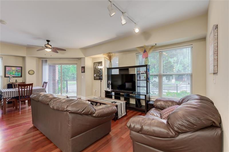 200 River Vista Drive Unit 121, Atlanta, Georgia 30339, 2 Bedrooms Bedrooms, ,2 BathroomsBathrooms,Residential,Sold,200 River Vista Drive Unit 121,7332015
