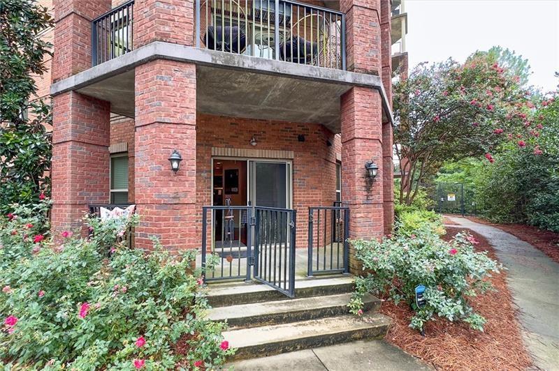 200 River Vista Drive Unit 121, Atlanta, Georgia 30339, 2 Bedrooms Bedrooms, ,2 BathroomsBathrooms,Residential,Sold,200 River Vista Drive Unit 121,7332015