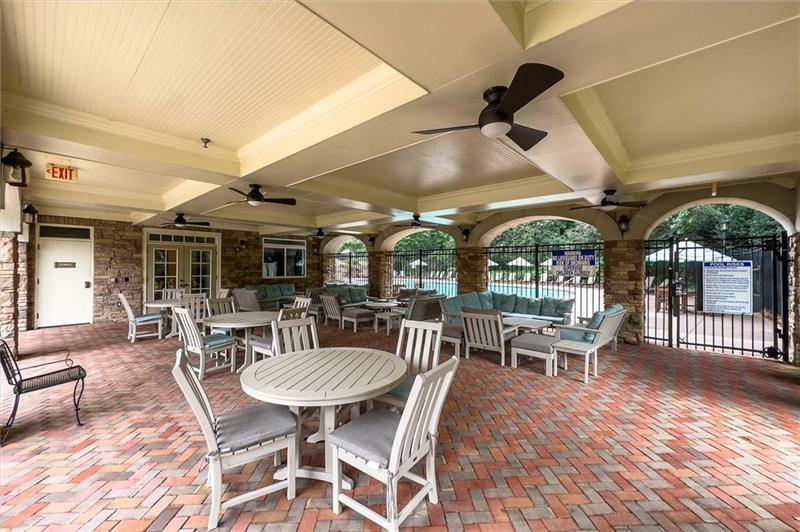 200 River Vista Drive Unit 121, Atlanta, Georgia 30339, 2 Bedrooms Bedrooms, ,2 BathroomsBathrooms,Residential,Sold,200 River Vista Drive Unit 121,7332015