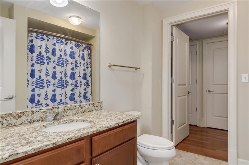 200 River Vista Drive Unit 121, Atlanta, Georgia 30339, 2 Bedrooms Bedrooms, ,2 BathroomsBathrooms,Residential,Sold,200 River Vista Drive Unit 121,7332015