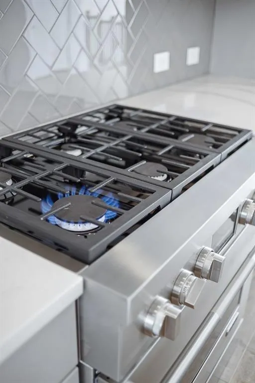 160 Ridgely Court, Atlanta, Georgia 30342, 4 Bedrooms Bedrooms, ,4 BathroomsBathrooms,Residential,Sold,160 Ridgely Court,6517562