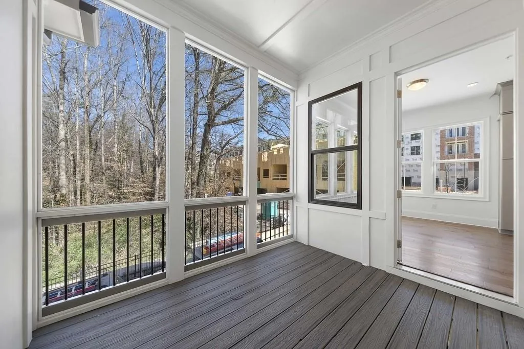 160 Ridgely Court, Atlanta, Georgia 30342, 4 Bedrooms Bedrooms, ,4 BathroomsBathrooms,Residential,Sold,160 Ridgely Court,6517562