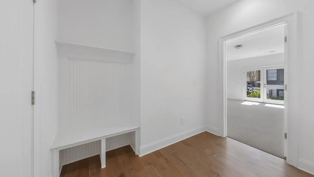 160 Ridgely Court, Atlanta, Georgia 30342, 4 Bedrooms Bedrooms, ,4 BathroomsBathrooms,Residential,Sold,160 Ridgely Court,6517562