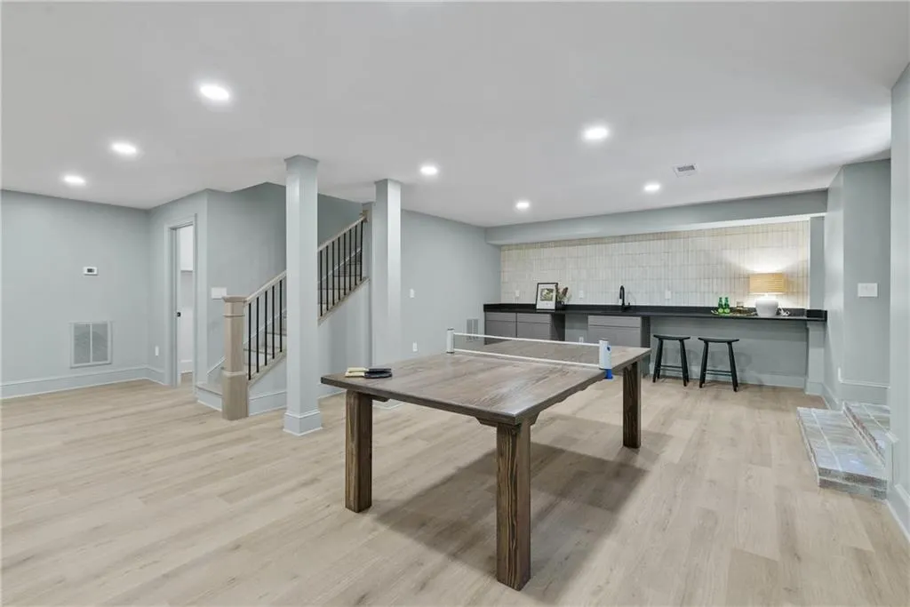 4103 Statewood Road Ne, Atlanta, Georgia 30342, 4 Bedrooms Bedrooms, ,3 BathroomsBathrooms,Residential,For Sale,4103 Statewood Road Ne,7605683