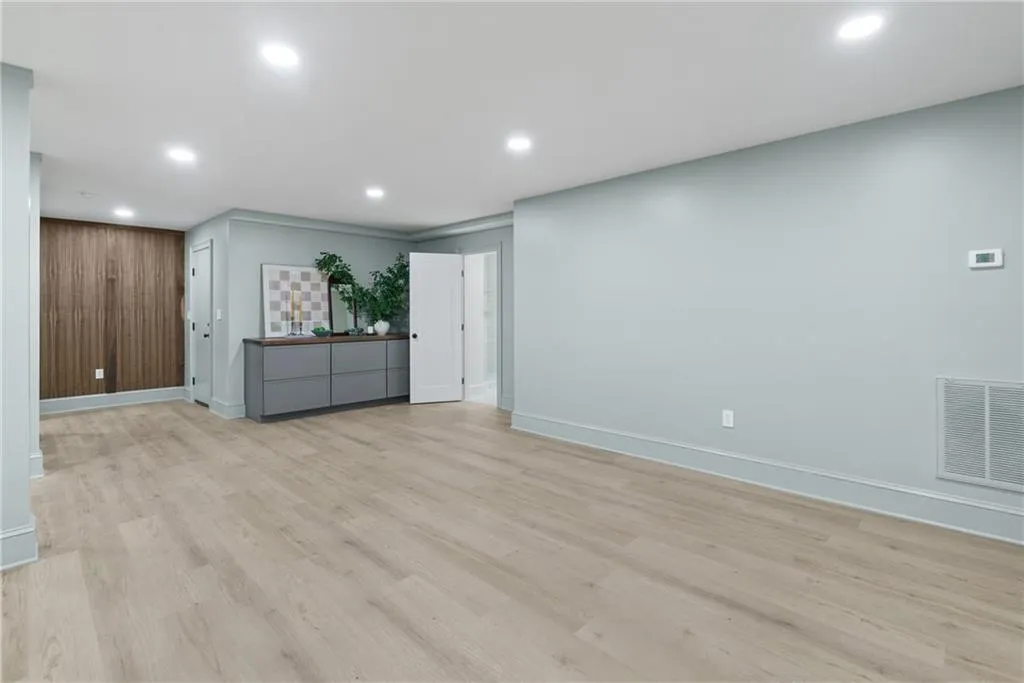 4103 Statewood Road Ne, Atlanta, Georgia 30342, 4 Bedrooms Bedrooms, ,3 BathroomsBathrooms,Residential,For Sale,4103 Statewood Road Ne,7605683
