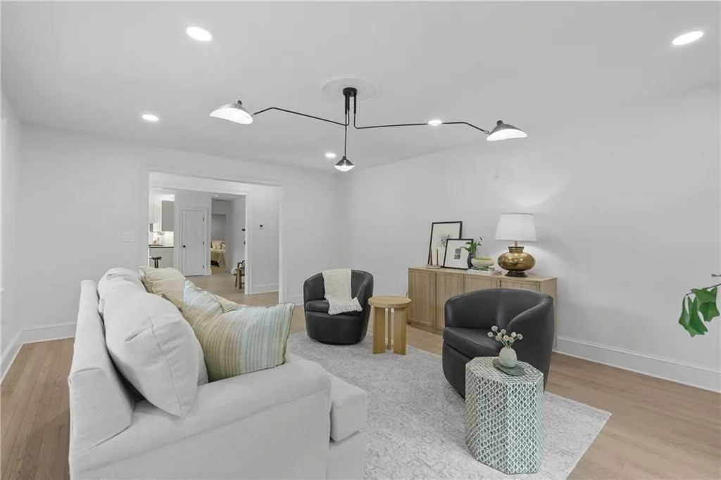 4103 Statewood Road Ne, Atlanta, Georgia 30342, 4 Bedrooms Bedrooms, ,3 BathroomsBathrooms,Residential,For Sale,4103 Statewood Road Ne,7605683