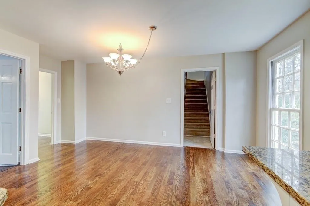 200 Zeblin Road, Sandy Springs, Georgia 30342, 5 Bedrooms Bedrooms, ,2 BathroomsBathrooms,Residential,Sold,200 Zeblin Road,6535147