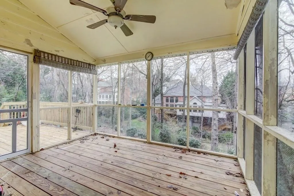 200 Zeblin Road, Sandy Springs, Georgia 30342, 5 Bedrooms Bedrooms, ,2 BathroomsBathrooms,Residential,Sold,200 Zeblin Road,6535147