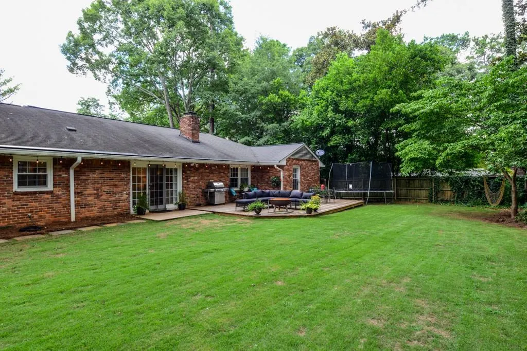 775 Starlight Drive, Atlanta, Georgia 30342, 3 Bedrooms Bedrooms, ,2 BathroomsBathrooms,Residential,Sold,775 Starlight Drive,5879340