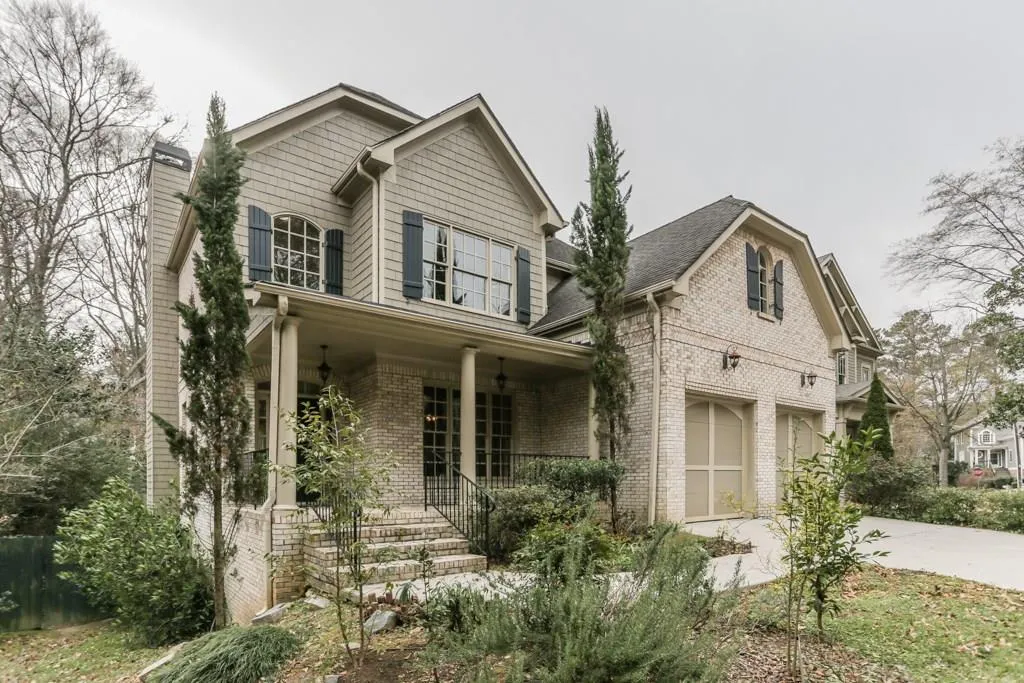1407 Cartecay Drive Ne, Brookhaven, Georgia 30319, 5 Bedrooms Bedrooms, ,4 BathroomsBathrooms,Residential,Sold,1407 Cartecay Drive Ne,5952611