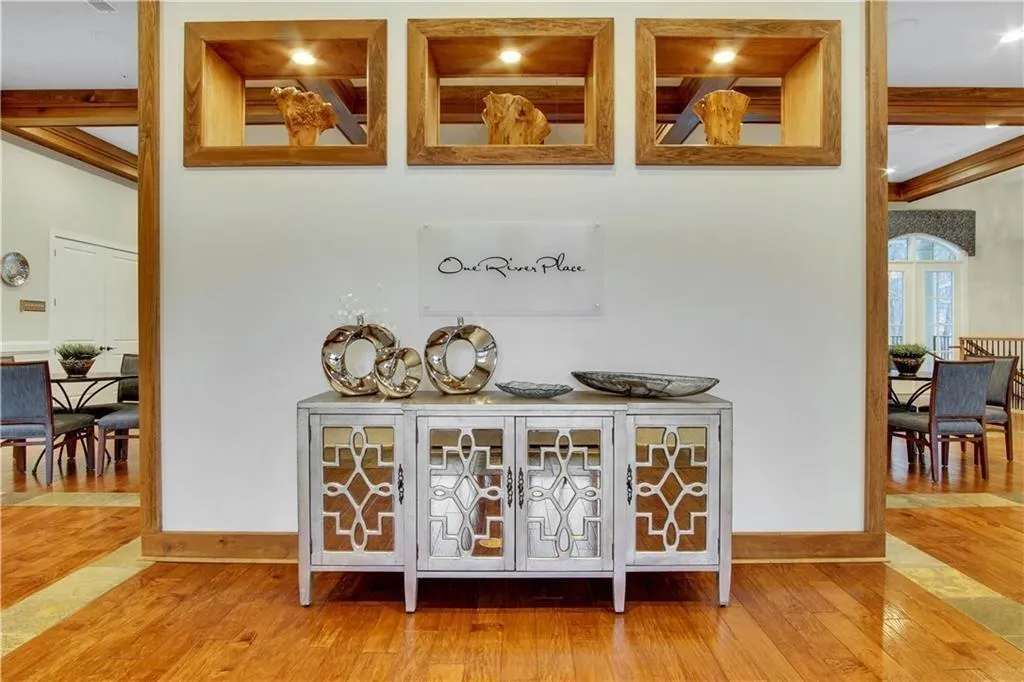 200 River Vista Drive Unit 706, Atlanta, Georgia 30339, 1 Bedroom Bedrooms, ,1 BathroomBathrooms,Residential,Sold,200 River Vista Drive Unit 706,6847381