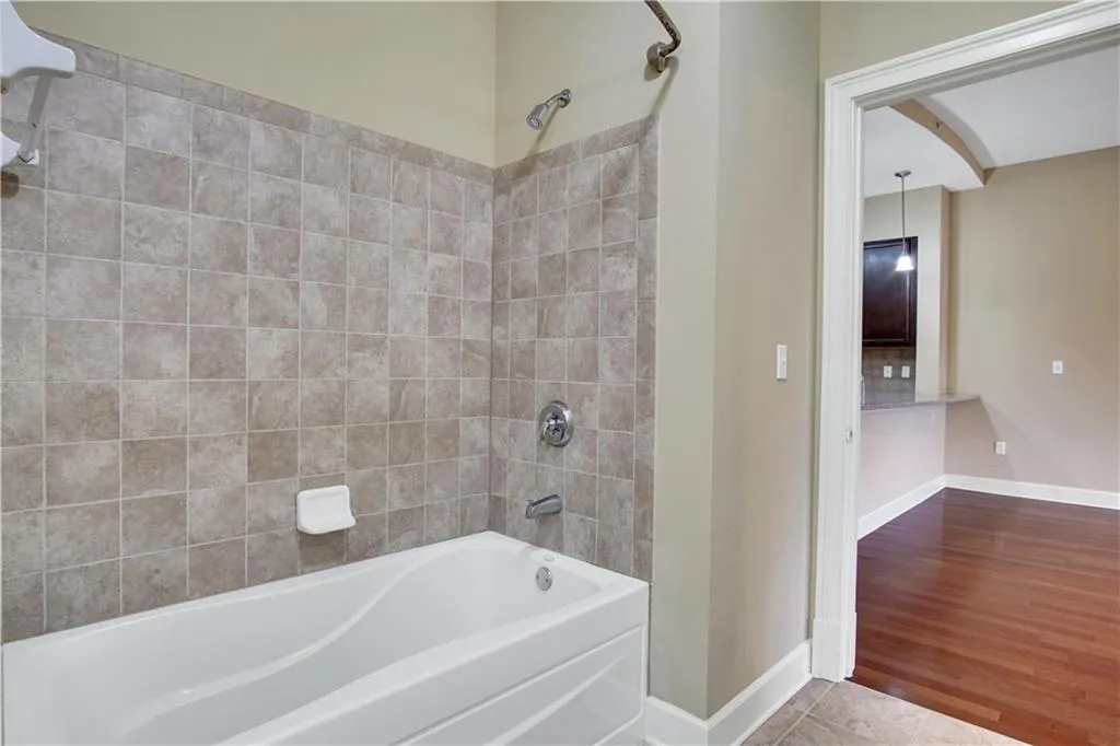 200 River Vista Drive Unit 706, Atlanta, Georgia 30339, 1 Bedroom Bedrooms, ,1 BathroomBathrooms,Residential,Sold,200 River Vista Drive Unit 706,6847381