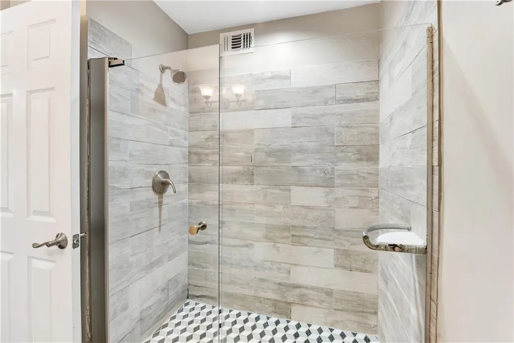 7500 Roswell Road Unit 125, Sandy Springs, Georgia 30350, 3 Bedrooms Bedrooms, ,2 BathroomsBathrooms,Residential,Sold,7500 Roswell Road Unit 125,7015085