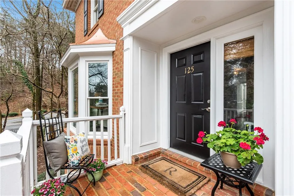 7500 Roswell Road Unit 125, Sandy Springs, Georgia 30350, 3 Bedrooms Bedrooms, ,2 BathroomsBathrooms,Residential,Sold,7500 Roswell Road Unit 125,7015085