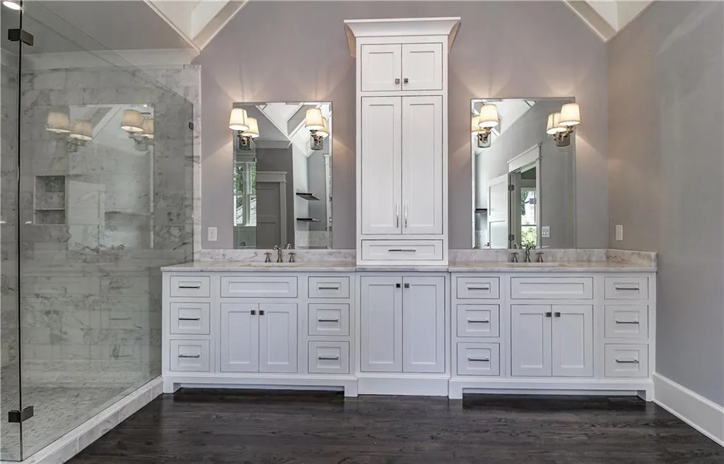 5217 Lake Forrest Drive, Atlanta, Georgia 30342, 5 Bedrooms Bedrooms, ,6 BathroomsBathrooms,Residential,Sold,5217 Lake Forrest Drive,5526421