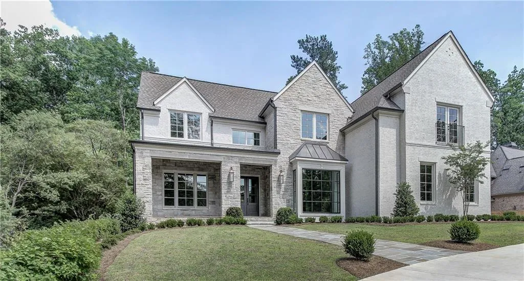 5217 Lake Forrest Drive, Atlanta, Georgia 30342, 5 Bedrooms Bedrooms, ,6 BathroomsBathrooms,Residential,Sold,5217 Lake Forrest Drive,5526421