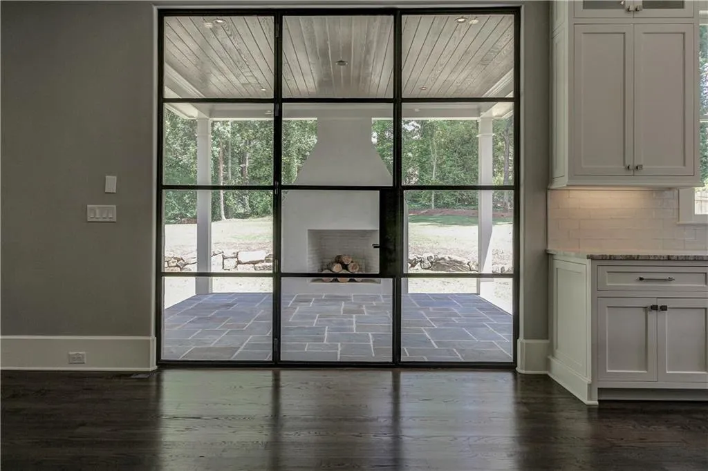 5217 Lake Forrest Drive, Atlanta, Georgia 30342, 5 Bedrooms Bedrooms, ,6 BathroomsBathrooms,Residential,Sold,5217 Lake Forrest Drive,5526421