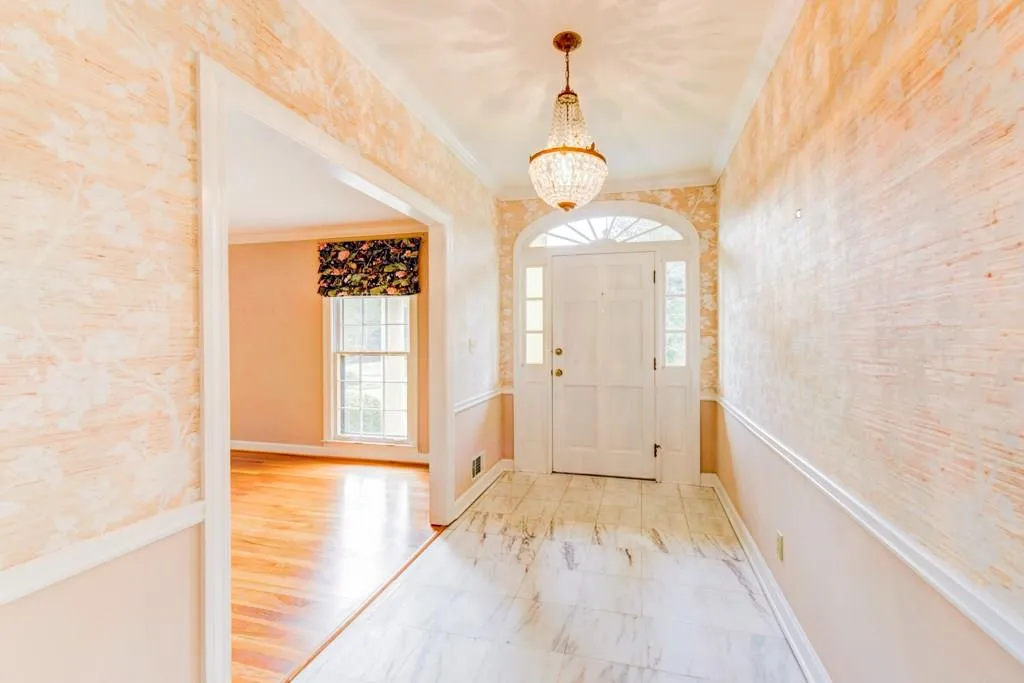 6210 Riverwood Drive, Sandy Springs, Georgia 30328, 4 Bedrooms Bedrooms, ,4 BathroomsBathrooms,Residential,Sold,6210 Riverwood Drive,6009036