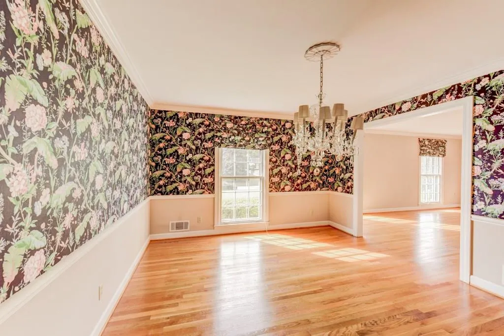 6210 Riverwood Drive, Sandy Springs, Georgia 30328, 4 Bedrooms Bedrooms, ,4 BathroomsBathrooms,Residential,Sold,6210 Riverwood Drive,6009036