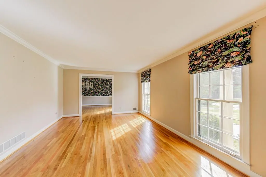 6210 Riverwood Drive, Sandy Springs, Georgia 30328, 4 Bedrooms Bedrooms, ,4 BathroomsBathrooms,Residential,Sold,6210 Riverwood Drive,6009036