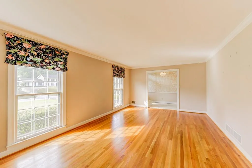 6210 Riverwood Drive, Sandy Springs, Georgia 30328, 4 Bedrooms Bedrooms, ,4 BathroomsBathrooms,Residential,Sold,6210 Riverwood Drive,6009036